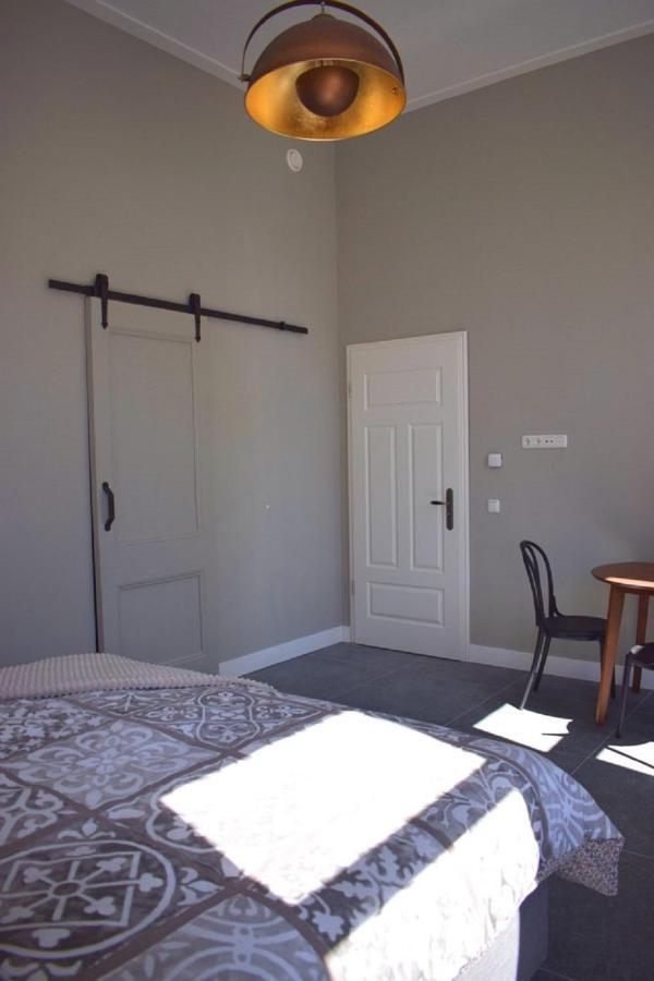 "In De Kloosterhof" Gratis Prive Parkeren Bed & Breakfast Assen Exterior foto