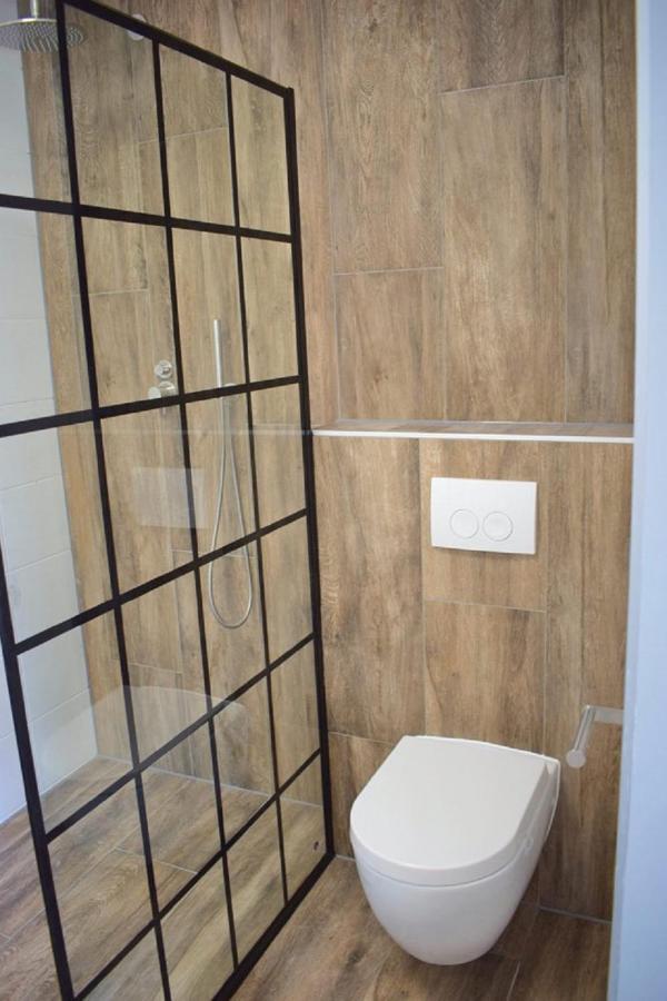"In De Kloosterhof" Gratis Prive Parkeren Bed & Breakfast Assen Exterior foto