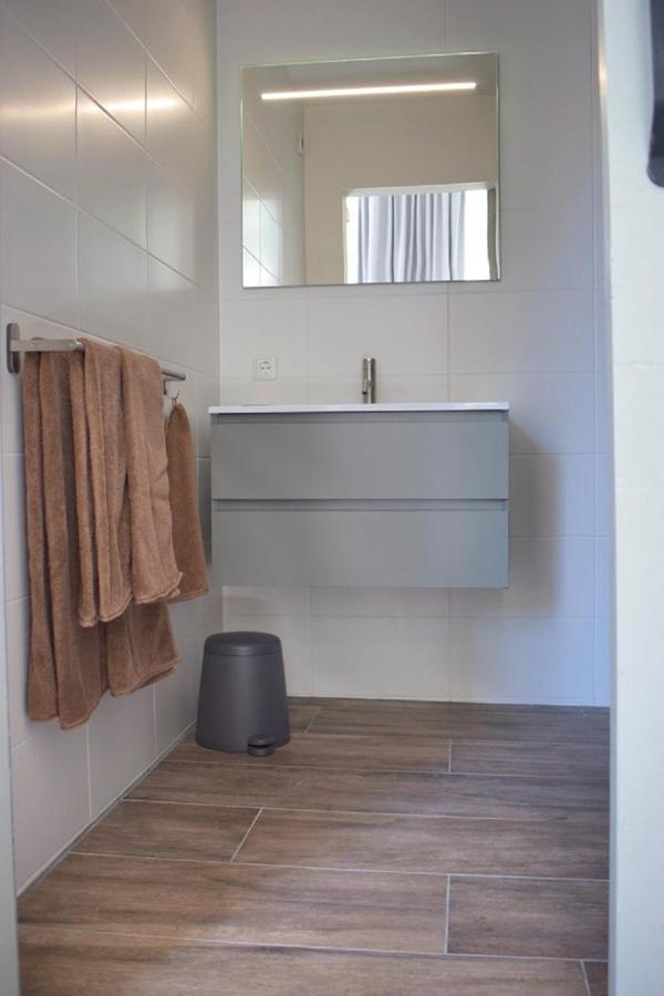 "In De Kloosterhof" Gratis Prive Parkeren Bed & Breakfast Assen Exterior foto